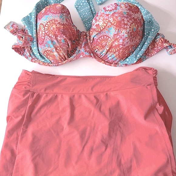 VENUS Coral, orange, and turquoise bikini top and swim skirt - Picture 1 of 4